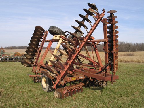Property photo 28 - Calvin Clamme Estate - Farm Equipment & Gun Inventory Auction